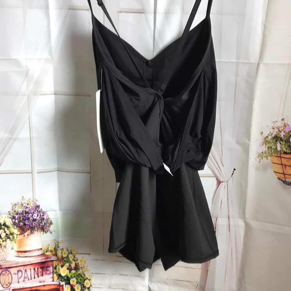 NWT BLACK LULULEMON DANCE TO YOGA LEOTARD - - 10 - Picture 5 of 8